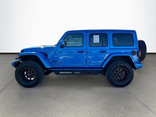 Hydro Blue Pearlcoat 2022 Jeep Wrangler Unlimited Sahara