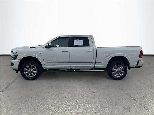 2022 RAM 3500 Limited Crew Cab 4x4 6'4' Box