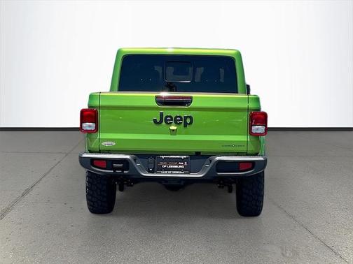 2025 Jeep Gladiator High Tide