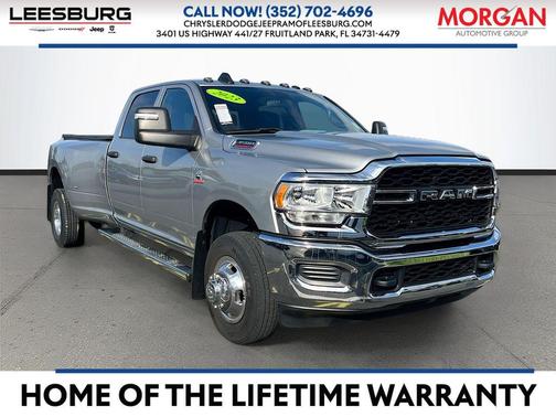 Billet Silver Metallic Clearcoat 2023 RAM 3500 Tradesman Crew Cab 4x4 8' Box