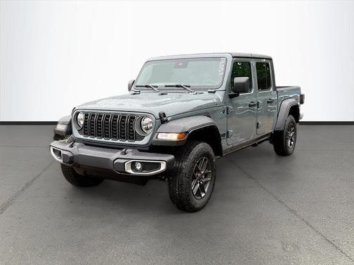 2025 Jeep Gladiator Sport S
