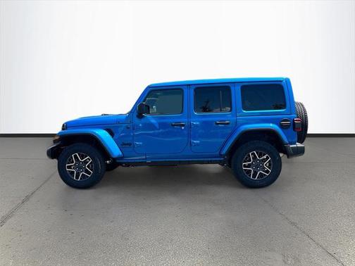 2025 Jeep Wrangler 4-Door Sahara 4x4