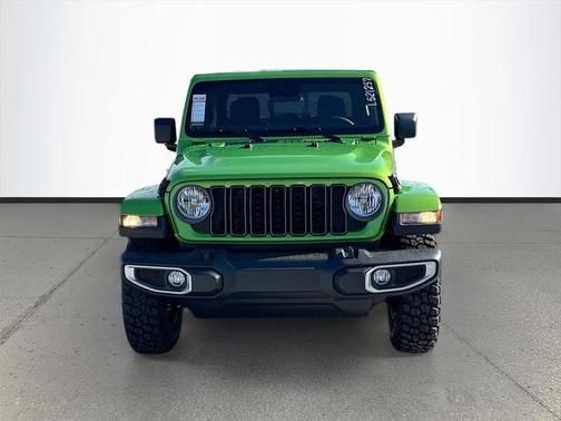 2025 Jeep Gladiator High Tide