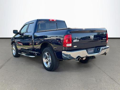 True Blue Pearlcoat 2012 RAM 1500 SLT