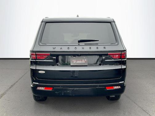 2024 Jeep Wagoneer Series II Carbide 4x2