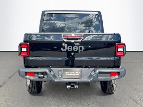 2026 Jeep Gladiator Sport S
