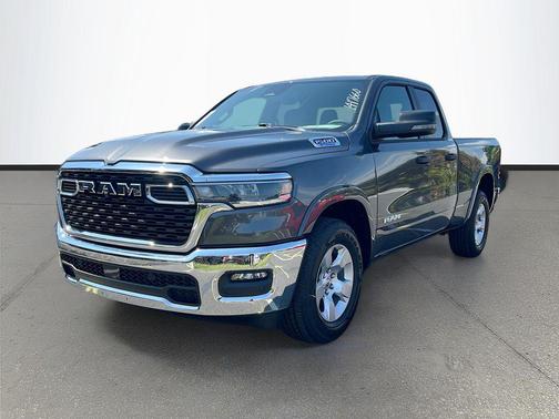 Granite Crystal Metallic Clearcoat 2026 RAM 1500 Big Horn/Lone Star