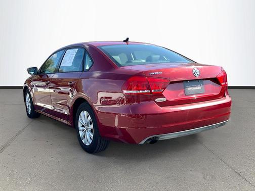 2015 Volkswagen Passat 1.8T S
