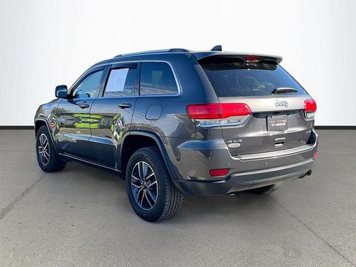 2019 Jeep Grand Cherokee Laredo