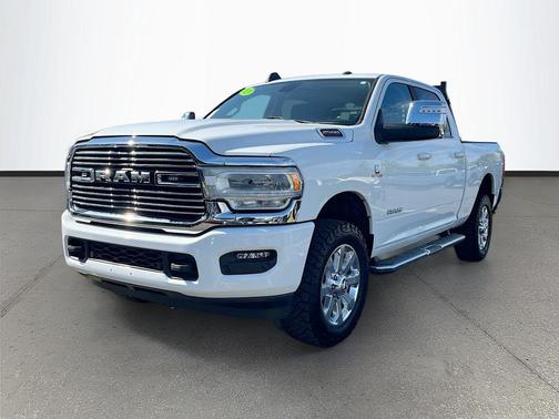 Bright White Clearcoat 2023 RAM 2500 Laramie Crew Cab 4x4 6'4' Box