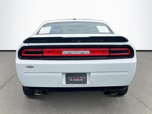 Bright White Clearcoat 2014 Dodge Challenger SXT