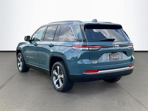 Steel Blue 2026 Jeep Grand Cherokee Limited