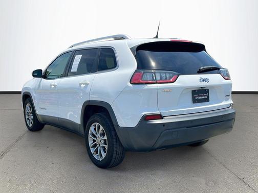 Bright White Clearcoat 2019 Jeep Cherokee Latitude Plus