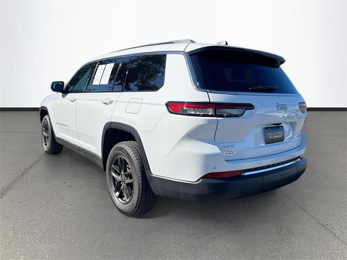 2024 Jeep Grand Cherokee L Laredo