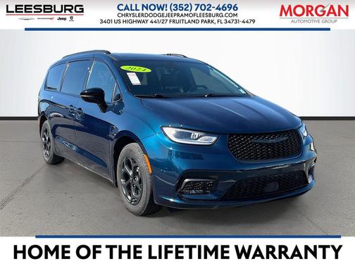 2024 Chrysler Pacifica Hybrid Premium S Appearance Pkg