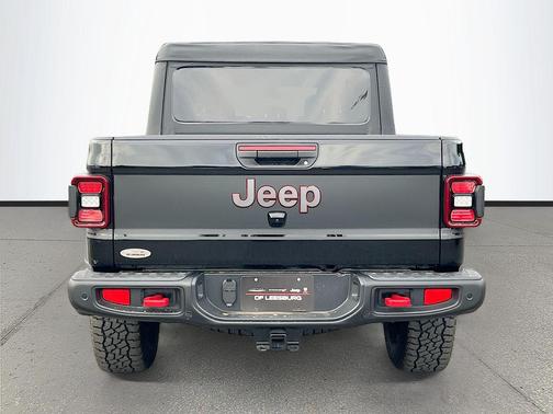 Black Clearcoat 2026 Jeep Gladiator Rubicon