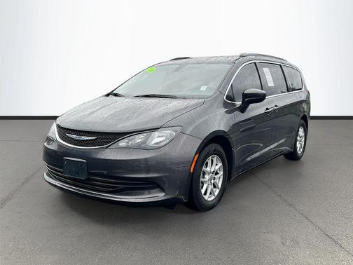 2020 Chrysler Voyager LXI