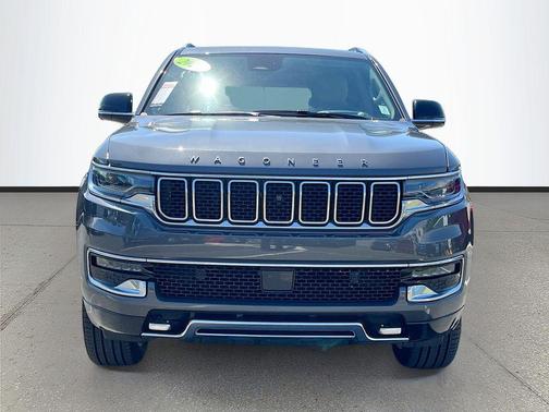 Baltic Gray Metallic Clearcoat 2024 Jeep Wagoneer L Series III 4x4