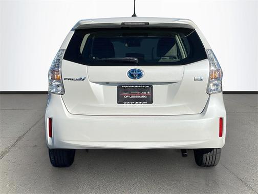 2014 Toyota Prius v Two
