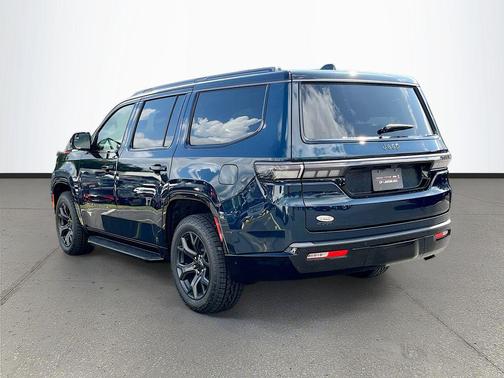 Fathom Blue Pearlcoat 2026 Jeep Grand Wagoneer Upland
