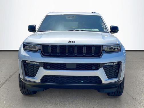 Silver Zynith 2026 Jeep Grand Cherokee L Limited