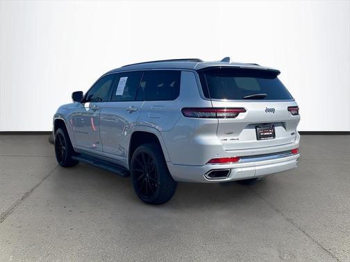 2022 Jeep Grand Cherokee L Overland
