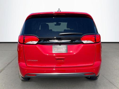 2026 Chrysler Voyager LX