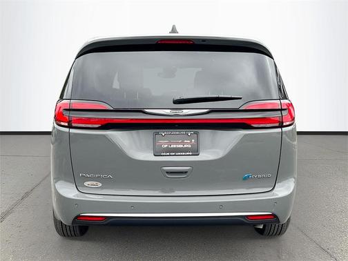 2025 Chrysler Pacifica Hybrid Select