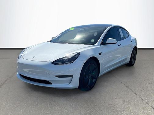 2023 Tesla Model 3 Standard Range