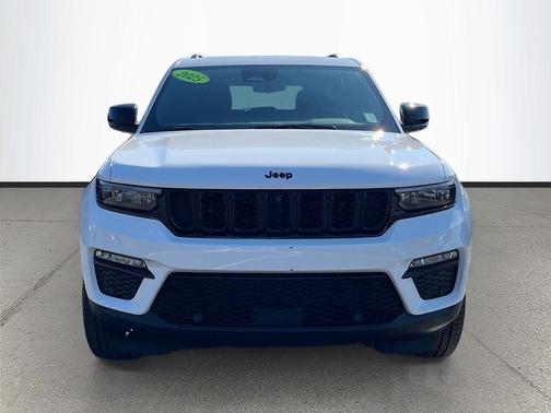 Bright White Clearcoat 2024 Jeep Grand Cherokee Limited
