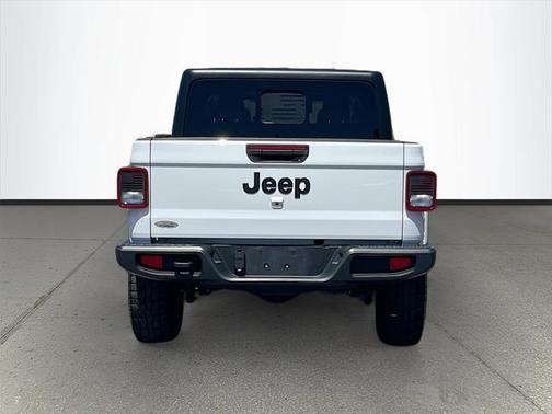 2022 Jeep Gladiator Willys 4x4