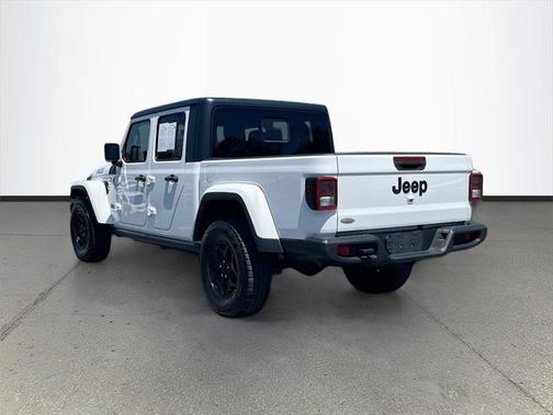 2022 Jeep Gladiator Willys 4x4