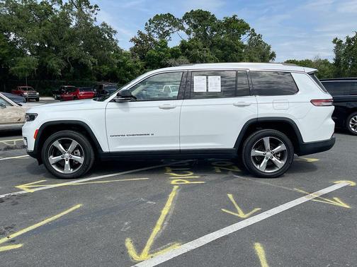 Bright White Clearcoat 2021 Jeep Grand Cherokee L Limited