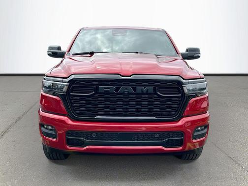 Molten Red Pearlcoat 2026 RAM 1500 Big Horn/Lone Star
