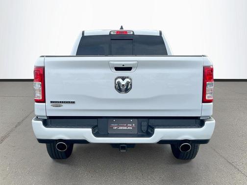 Bright White Clearcoat 2022 RAM 1500 Big Horn/Lone Star