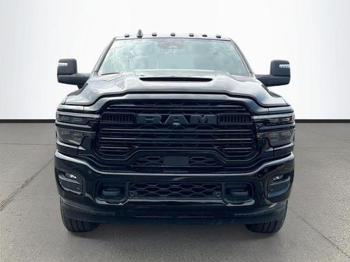 2026 RAM 3500 Laramie Crew Cab 4x4 6'4' Box