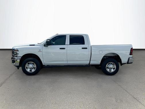 Bright White Clearcoat 2026 RAM 2500 Tradesman Crew Cab 4x4 6'4' Box