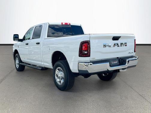 Bright White Clearcoat 2026 RAM 2500 Tradesman Crew Cab 4x4 6'4' Box