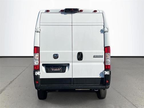 2026 RAM ProMaster 3500 Window Van High Roof