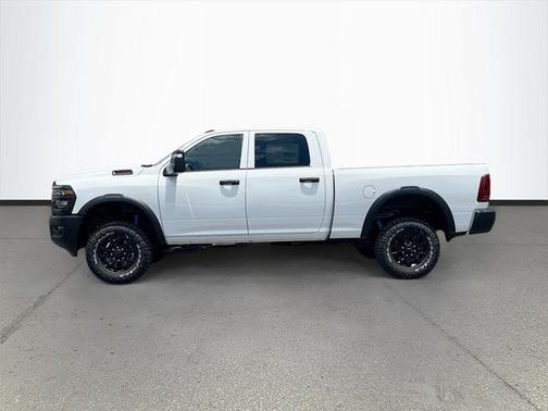 2025 RAM 2500 Tradesman Crew Cab 4x4 6'4' Box