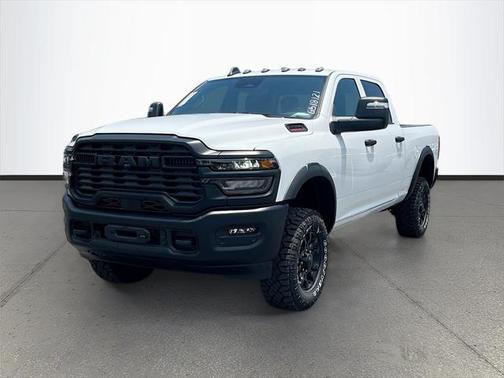 2025 RAM 2500 Tradesman Crew Cab 4x4 6'4' Box