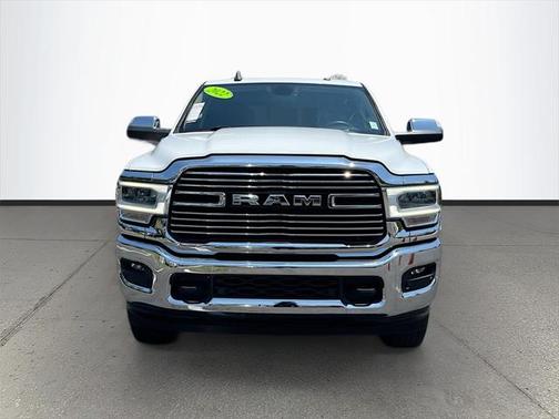 2022 RAM 2500 Laramie Crew Cab 4x4 6'4' Box