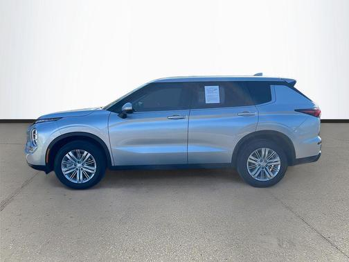 2024 Mitsubishi Outlander ES 2.5 2WD