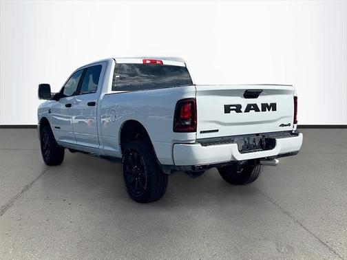 2025 RAM 2500 Big Horn Crew Cab 4x4 6'4' Box