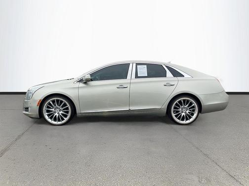 Radiant Silver Metallic 2013 Cadillac XTS Platinum