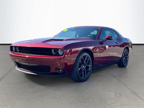 Octane Red Pearlcoat 2021 Dodge Challenger SXT
