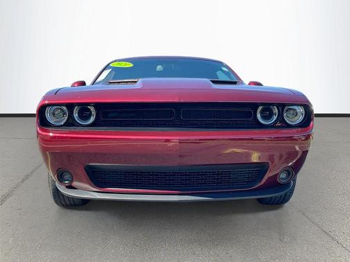 Octane Red Pearlcoat 2021 Dodge Challenger SXT