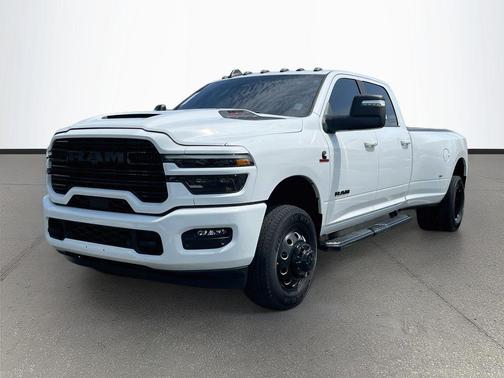 Bright White Clearcoat 2025 RAM 3500 Laramie Crew Cab 4x4 8' Box