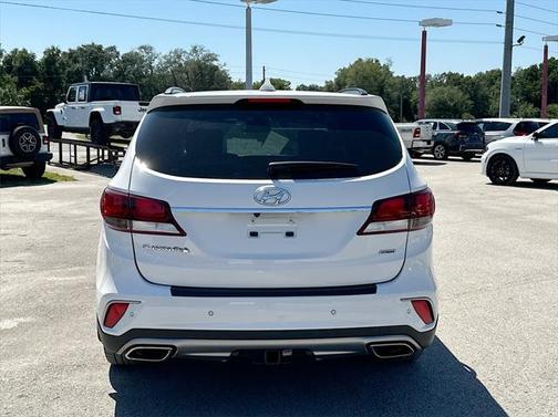 2017 Hyundai SANTA FE SE Ultimate