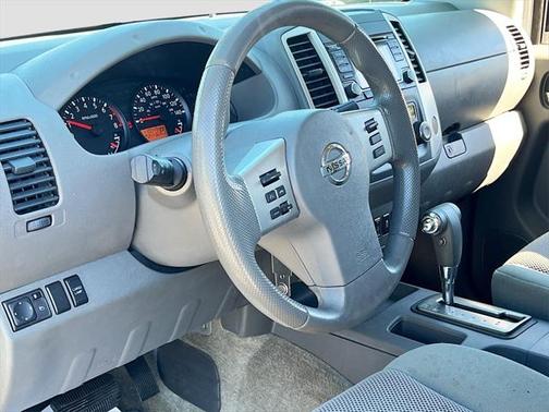 2015 Nissan Frontier SV